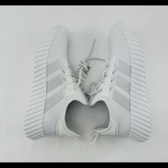 Adidas Women’s Kaptir flow sneaker White zero metallic New - Picture 2 of 4